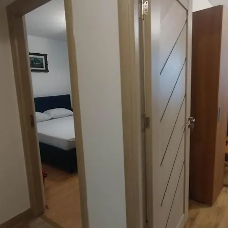 Tomis 1 Apartment